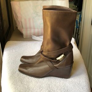 NEW ! Stuart Weismann Brown Leather Boots